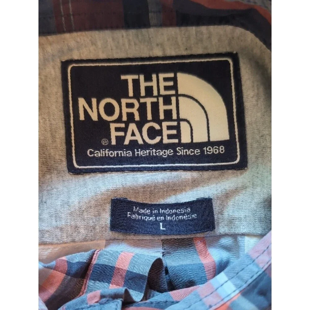 The NorthFace | Plaid Long-Sleeve Button Down Shirt | Blue, Red, Grey, White | L